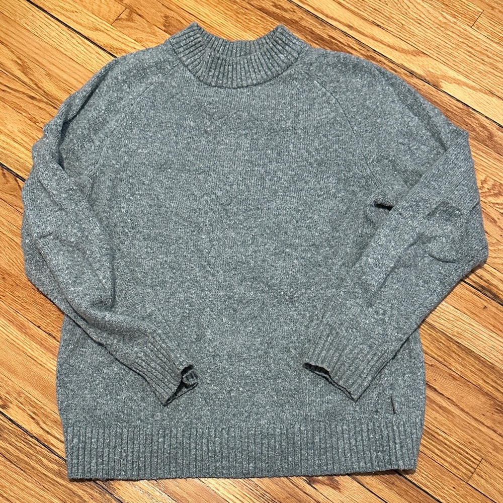 Eddie Bauer Women's Gray Turtleneck Sweater